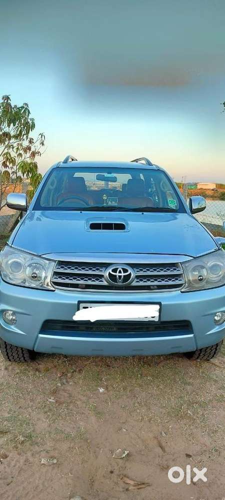 Toyota Diesel 2010 Car