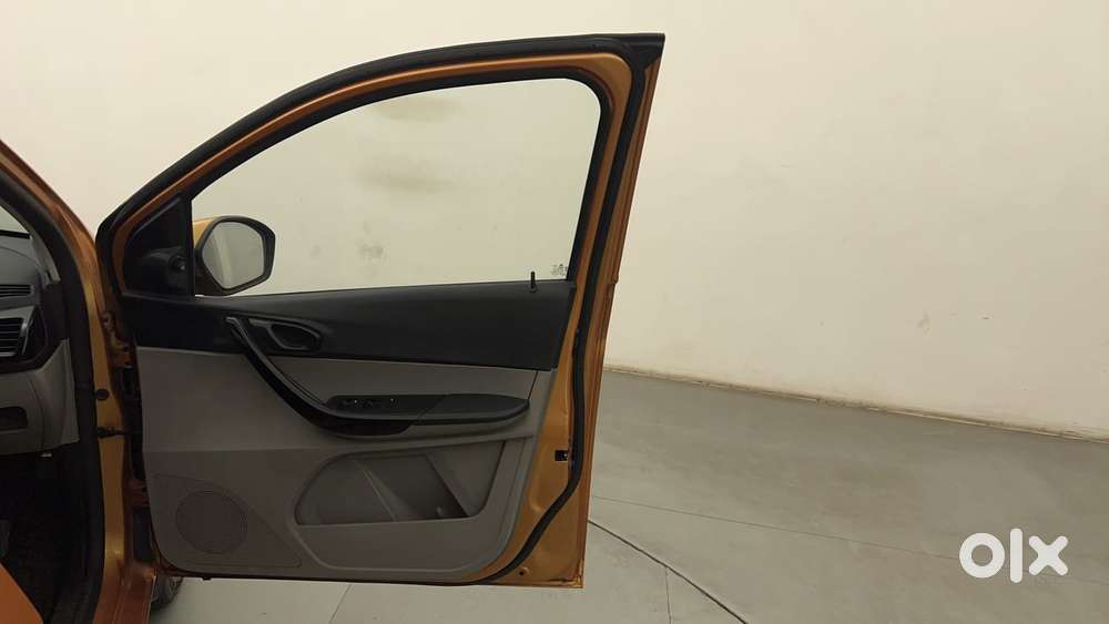 Tata Tiago 1.05 Revotorq Xt, 2018, Diesel