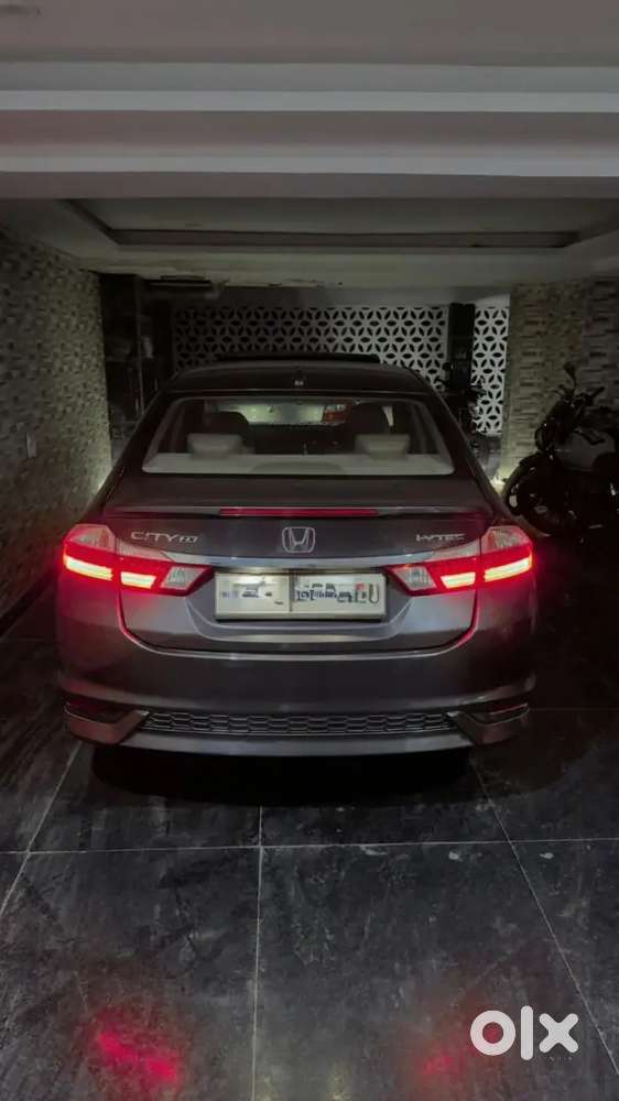 Honda City Zx Cvt 2018  Top Model  Excellent Condition  Urgent Sale