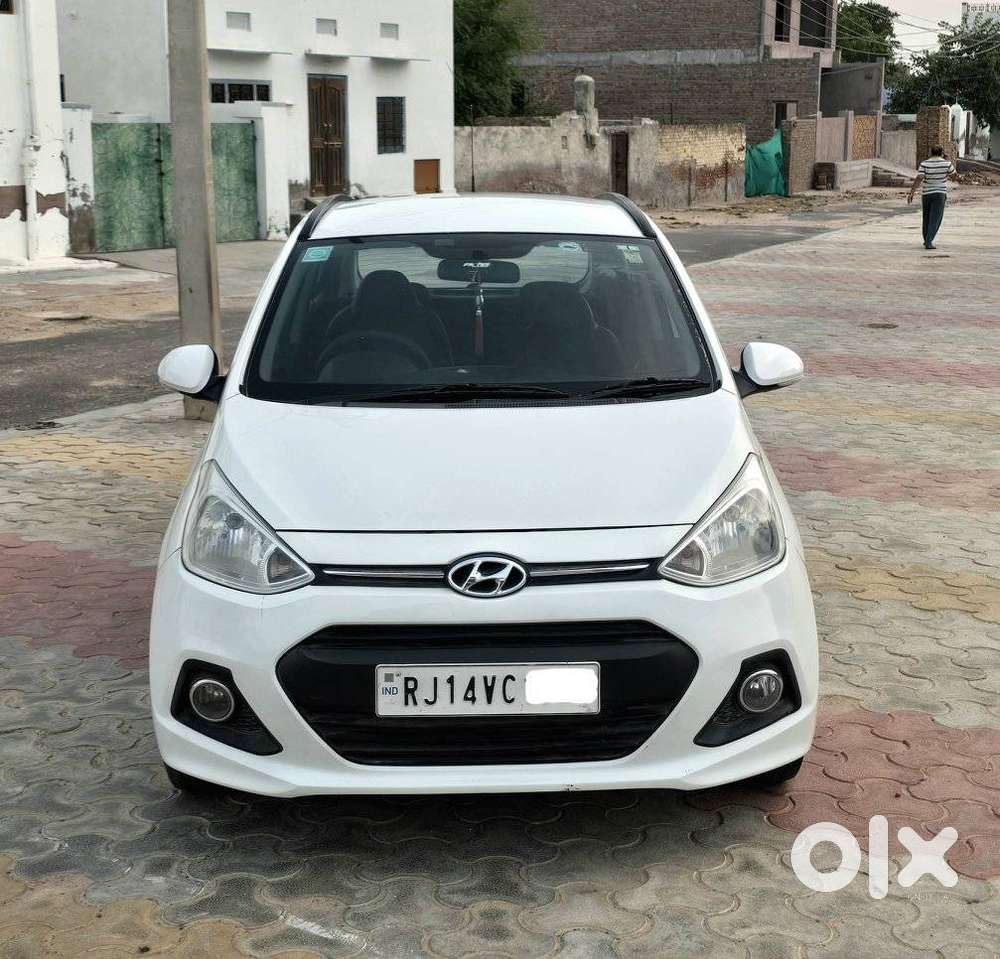 Hyundai Grand I10 Sportz Edition, 2016, Petrol