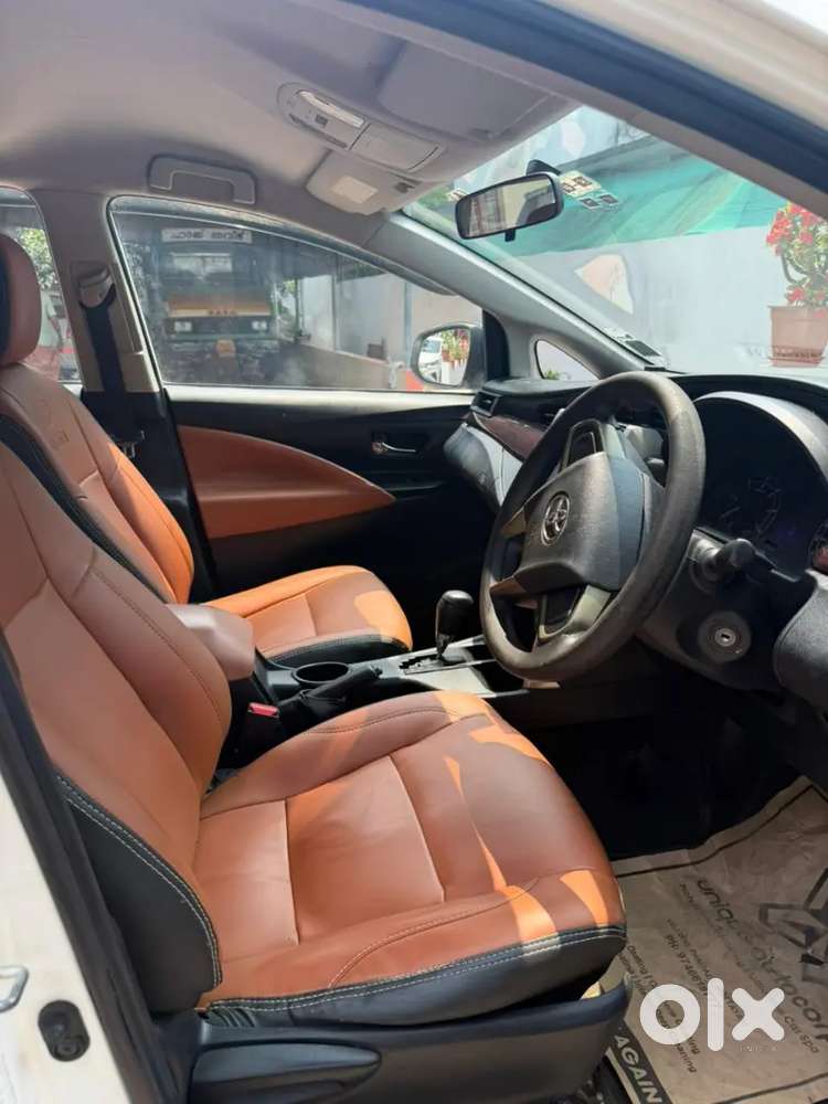 Toyota Innova Crysta 2016