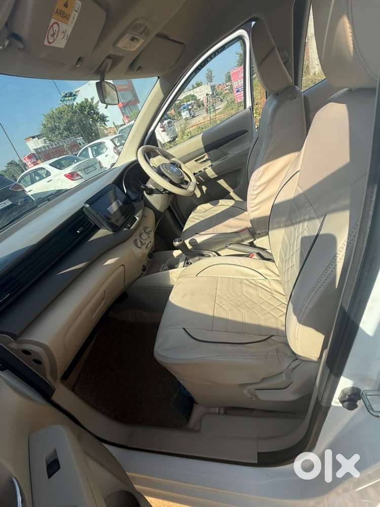 Maruti Suzuki Ertiga Vxi Cng 2025