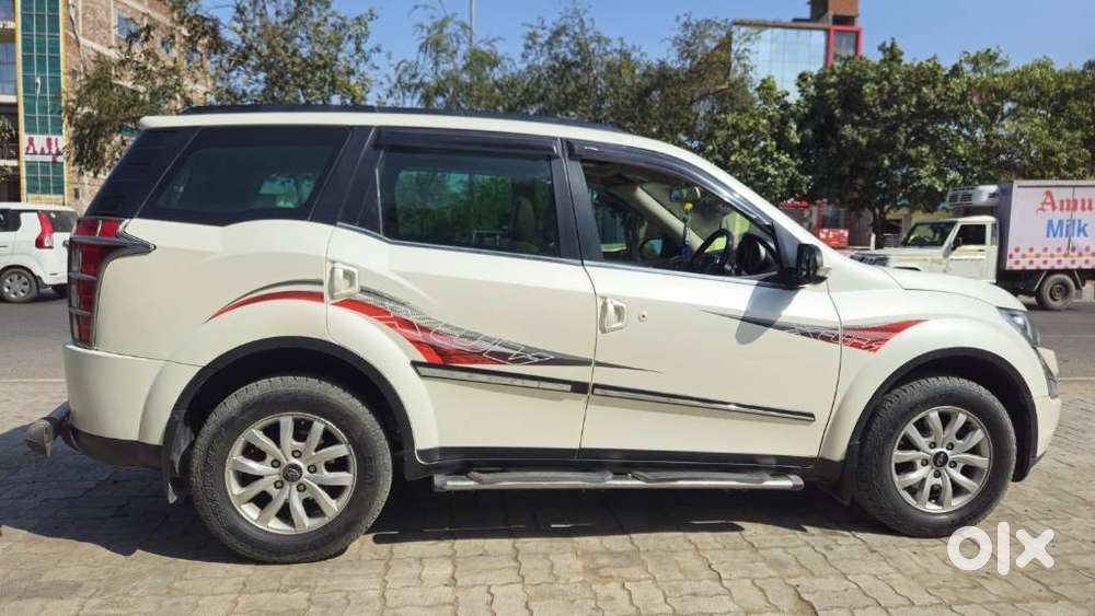 Mahindra Xuv500, 2015
