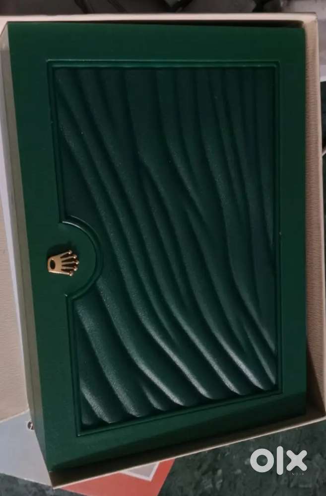 SELLING ROLEX SWISS MADE WATCHES