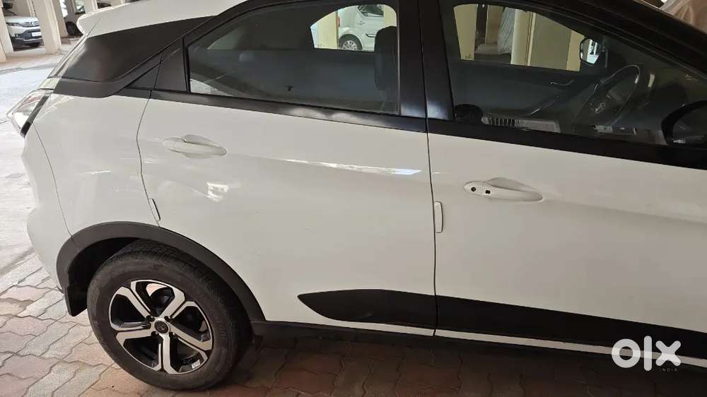 Tata Nexon 2023 Petrol 90000 Km Driven