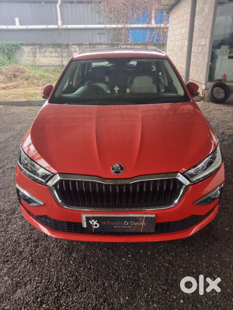 Skoda Slavia Style 1.0l Tsi Mt, 2023, Petrol