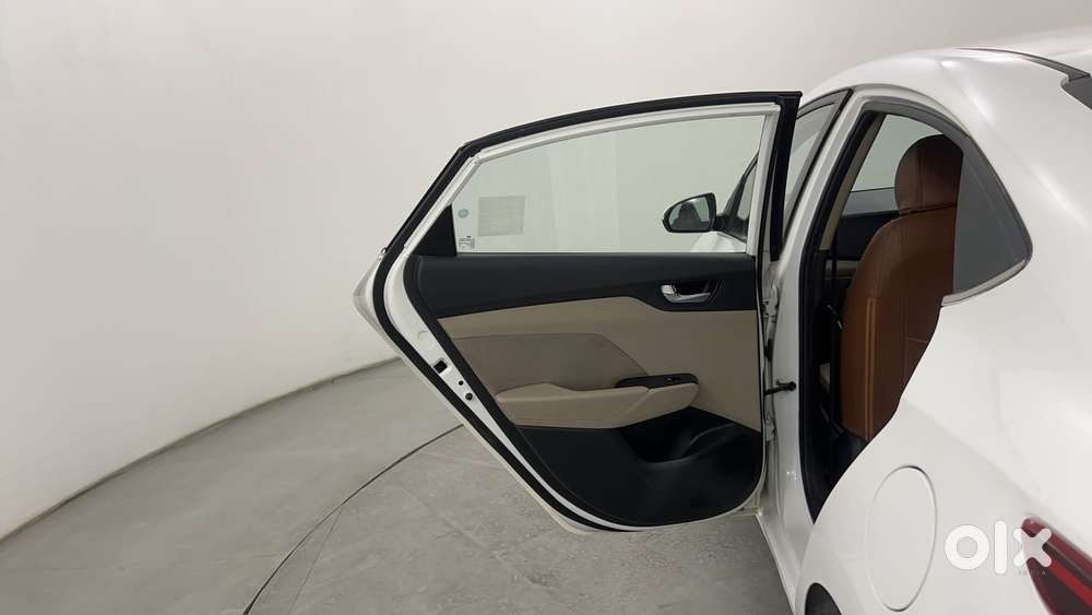 Hyundai Verna 1.6 Crdi Sx Plus At, 2017, Diesel