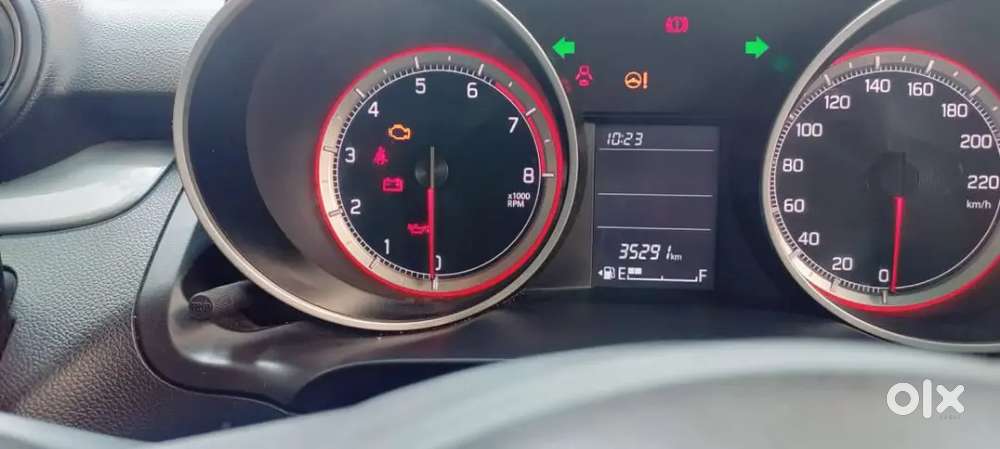 Swift Maruti Suzuki 2021