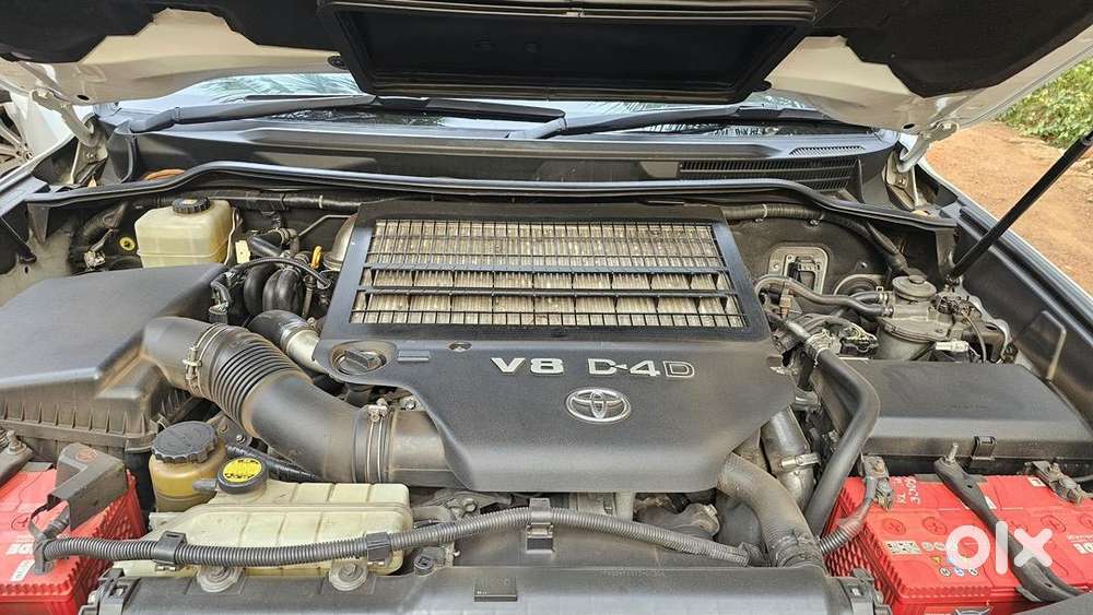Toyota Land Cruiser 2009 Diesel Well Maintained