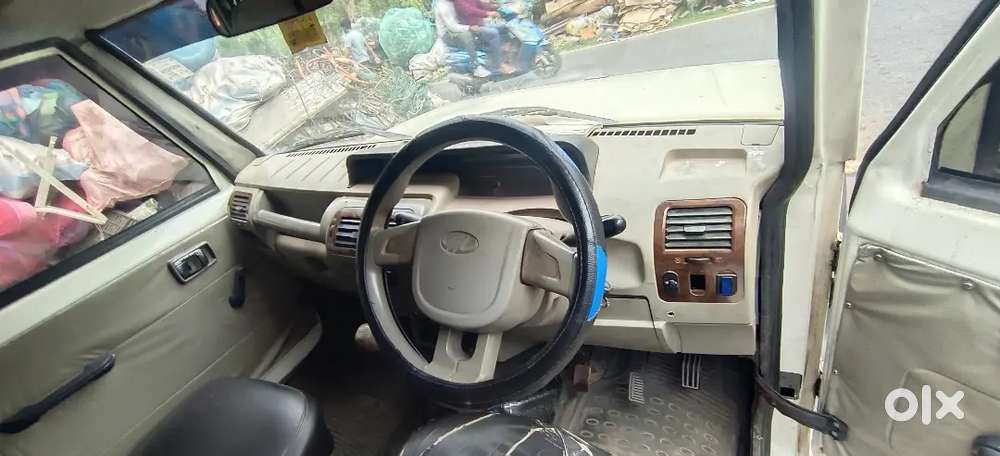 Mahindra Bolero Power 2013