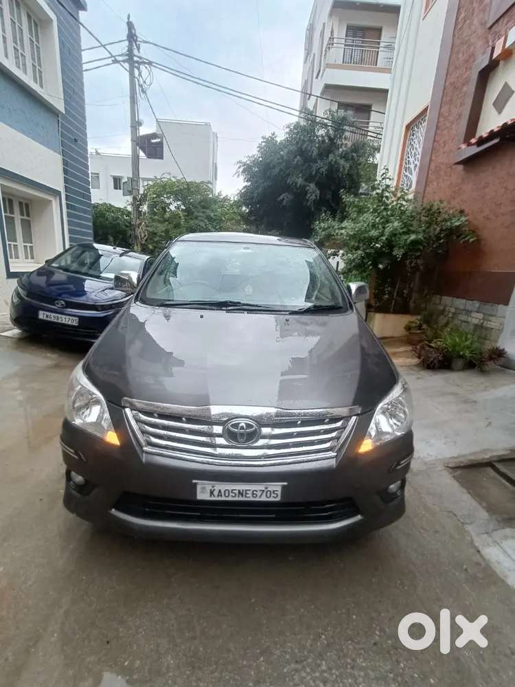 Toyota Innova 2012 Diesel 88900 Km Driven