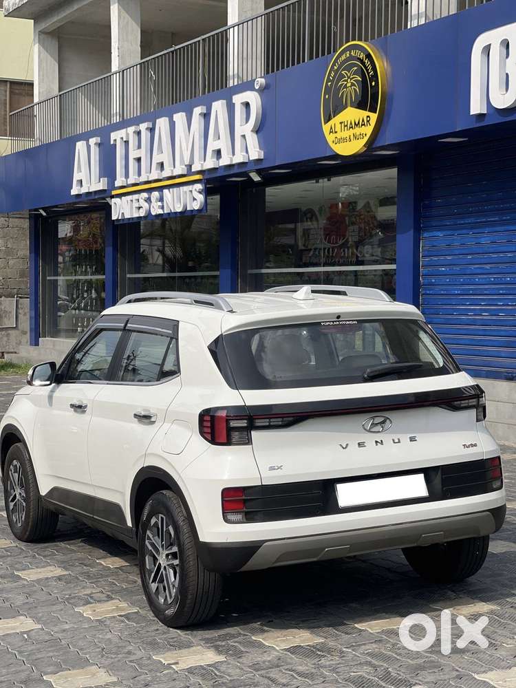 Hyundai Venue 1.0 Sx (o) Turbo Dct, 2022, Petrol