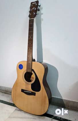 Old guitar for on sale sale olx