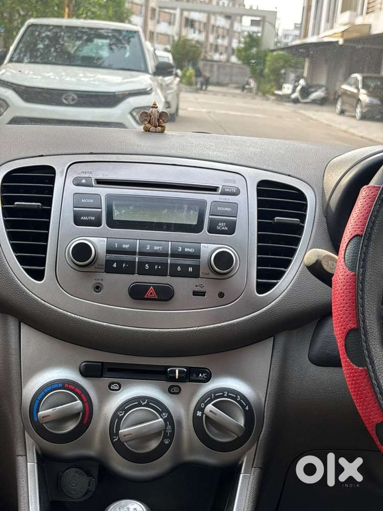 Hyundai I10 2013 1st Owner 24000 Kms Driven