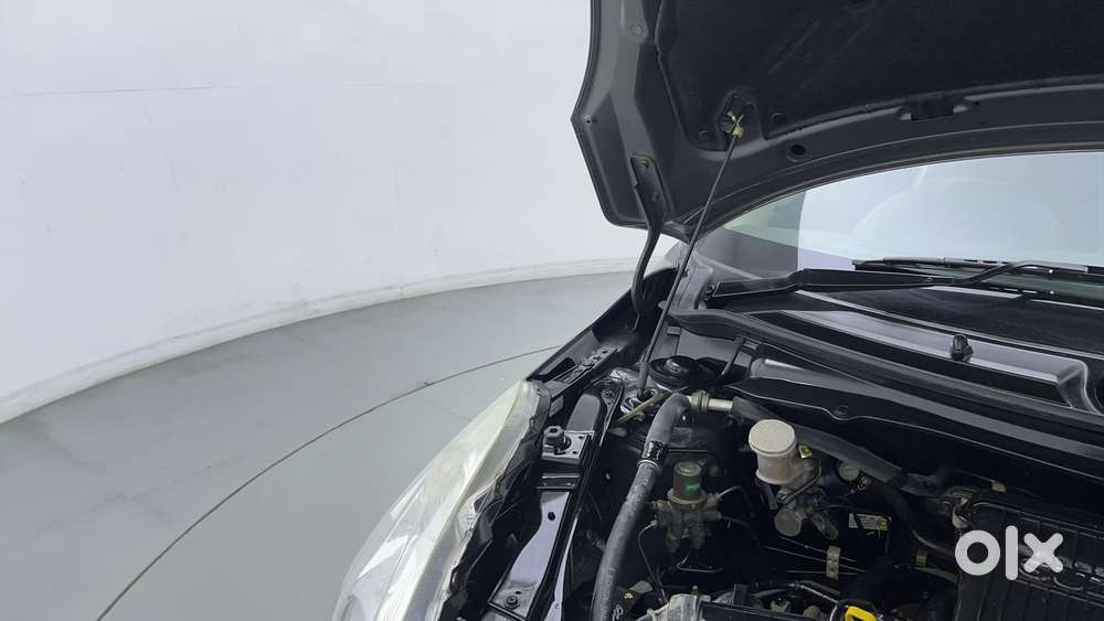 Maruti Suzuki Swift Lxi 2018, 2014, Petrol