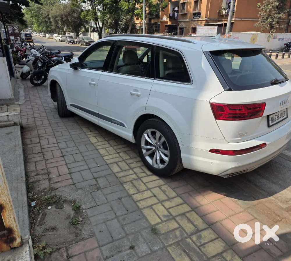 Audi Q7 2019 Diesel 105000 Km Driven