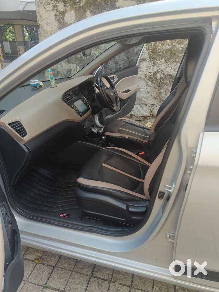 Hyundai I20 Petrol 2nd 2016 Car