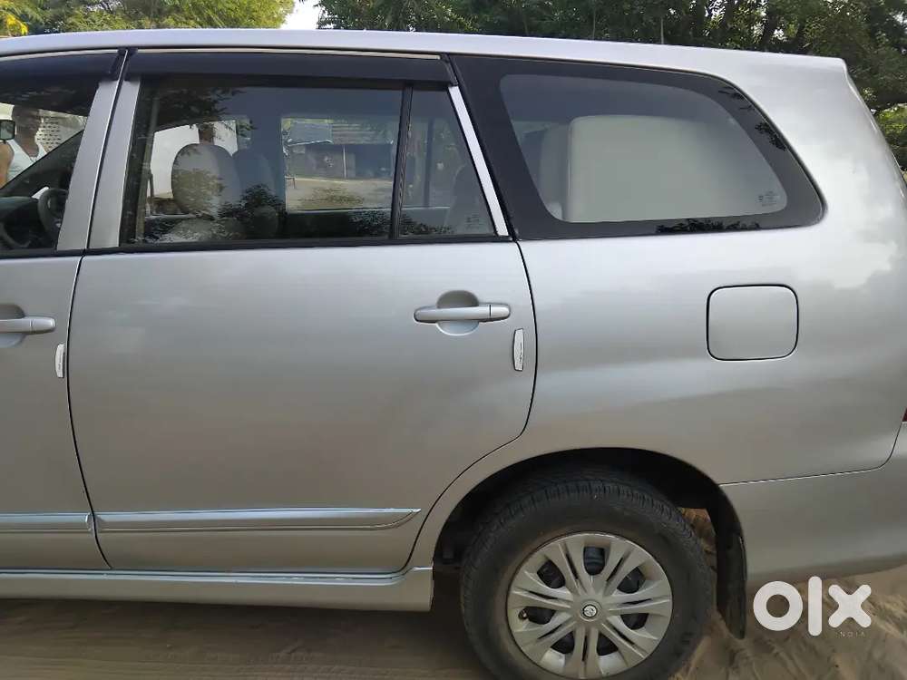 Toyota Innova Diesel 2014