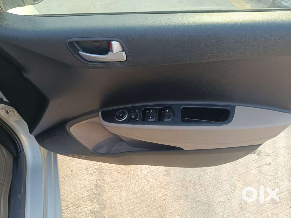 Hyundai Grand I10 1.2 Kappa Sportz Option, 2017, Cng & Hybrids