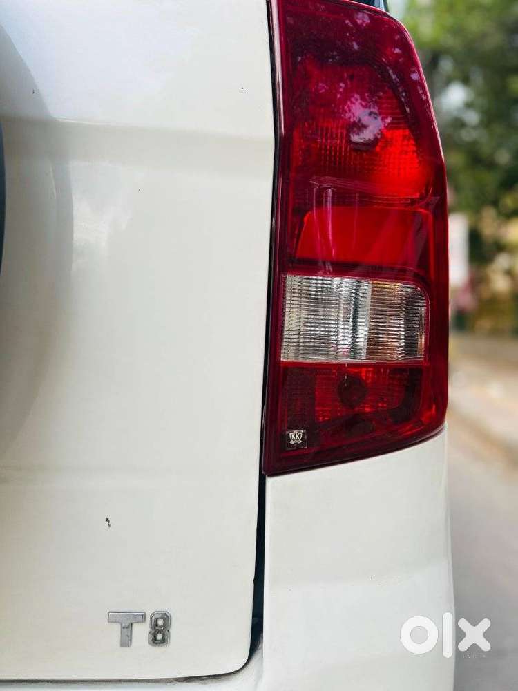 Mahindra Tuv 300 Mhawk100 T8, 2016, Diesel