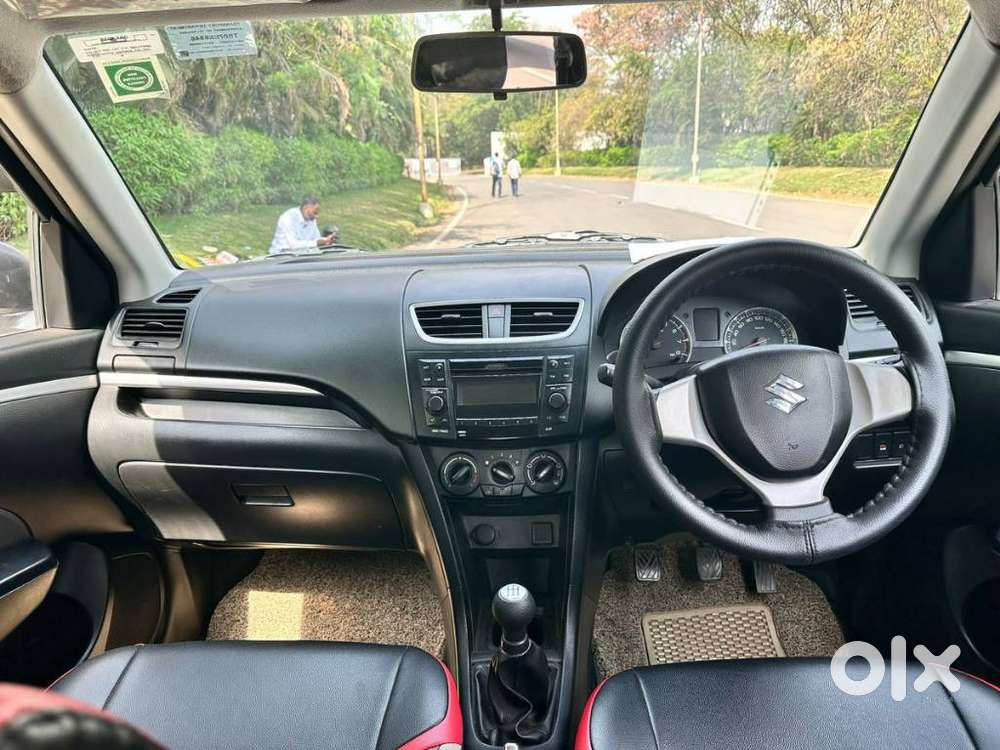 Maruti Suzuki Swift Vxi + Manual, 2016, Petrol