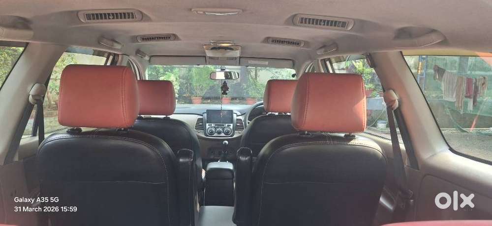 Toyota Innova 2.5 Gx 7 Str Bs-iii, 2015, Diesel