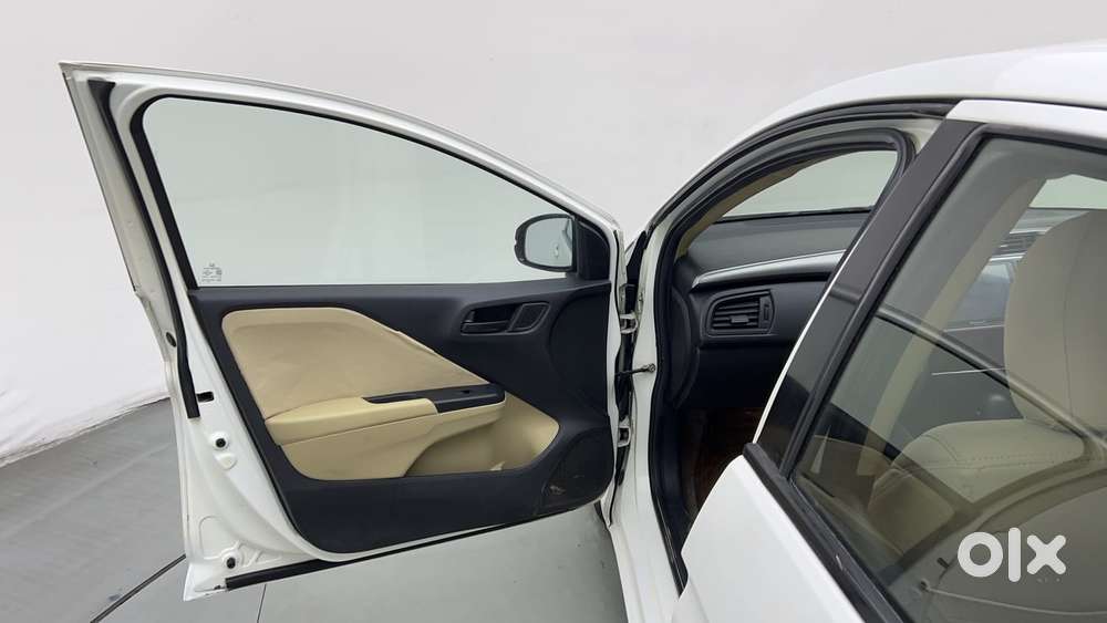 Honda City I-vtec Cvt Zx, 2015, Petrol