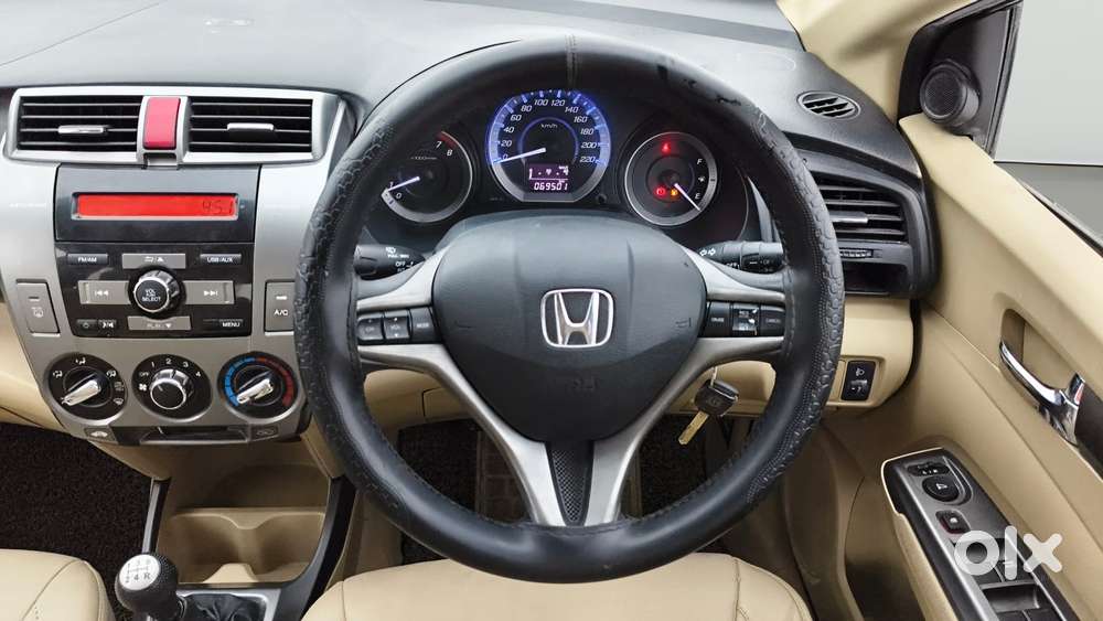 Honda City 2011-2013 V Mt, 2013, Petrol