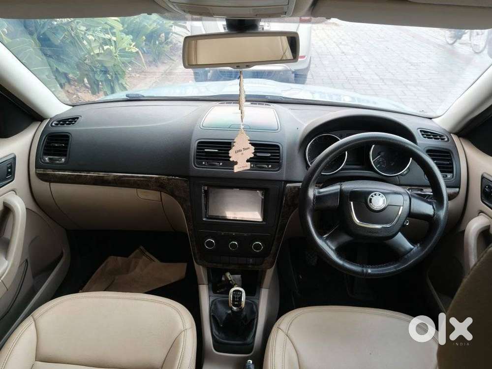 Skoda Yeti Elegance 4x2, 2012, Diesel