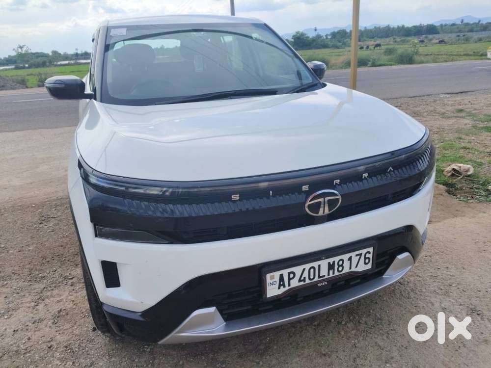 Tata Sierra Smart Plus Petrol With Premium Alloys And Interior