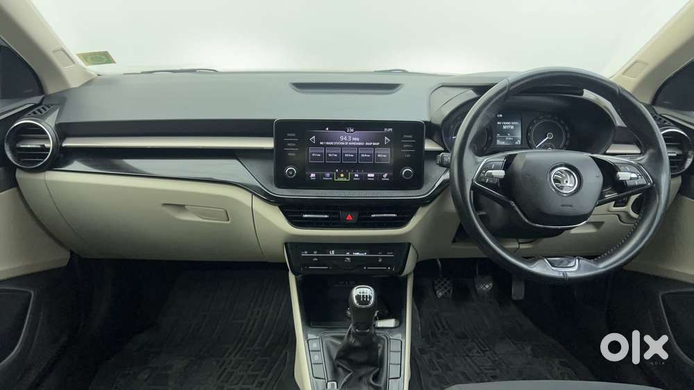 Skoda Slavia Ambition 1.0l Tsi Mt, 2022, Petrol