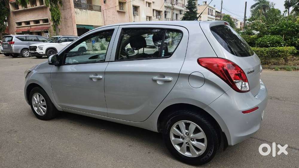 Hyundai I20 Sportz Plus, 2014, Petrol