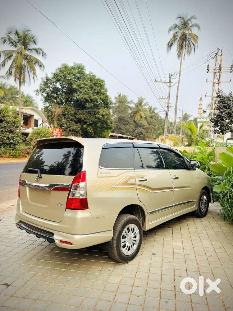 Toyota Innova 2.5 G (diesel) 8 Seater, 2013, Diesel