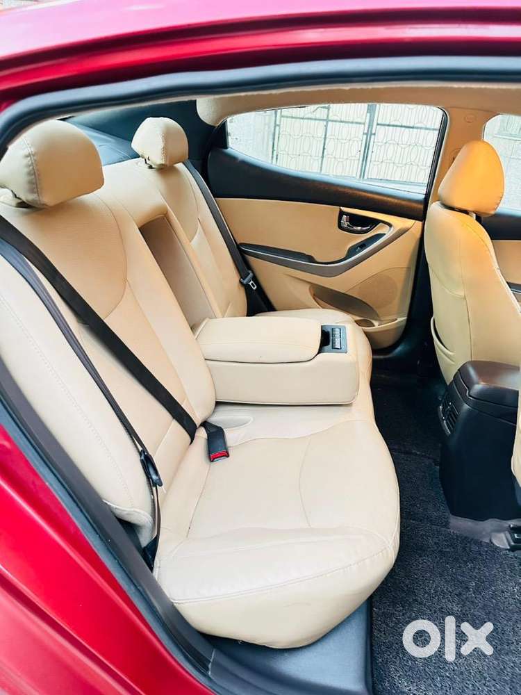 Hyundai New Elantra 2014 August Petrol Well Maintained