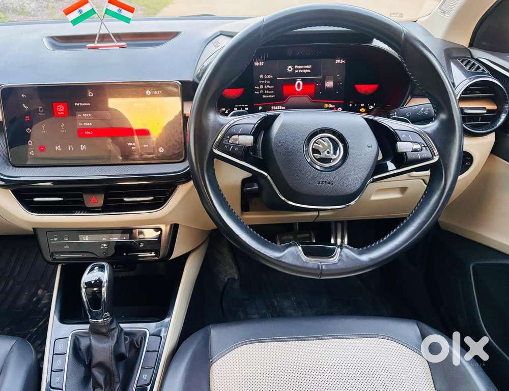 Skoda Slavia, 2022, Petrol