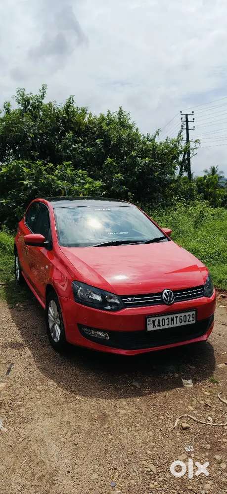 Volkswagen Polo 2015 Car
