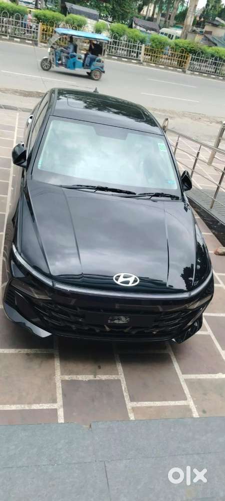 Hyundai Verna Crdi Vgt 2025