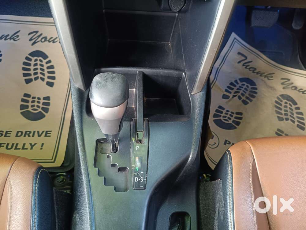 Toyota Innova Crysta 2.8z Automatic, 2016, Diesel