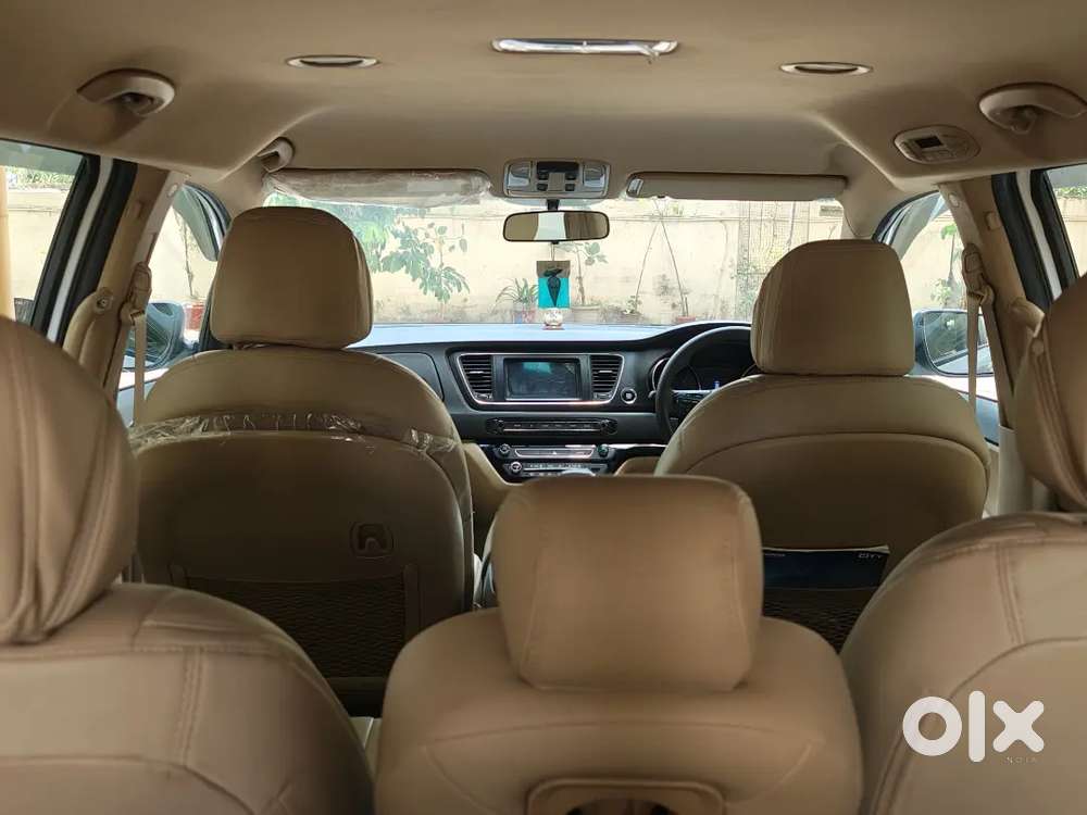Kia Carnival 2021 Diesel 26000 Km Driven