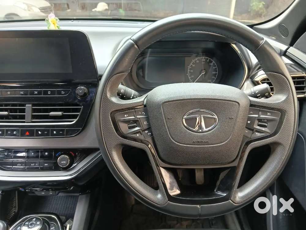 Tata Safari 2023 Diesel 40000 Km Driven