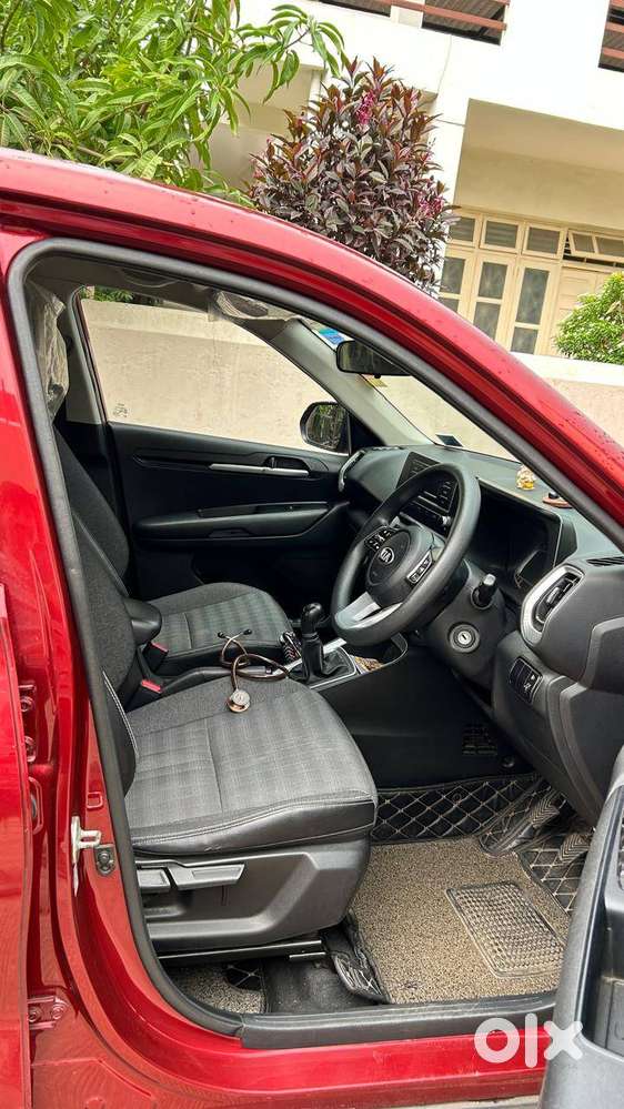 Kia Sonet Petrol 2022