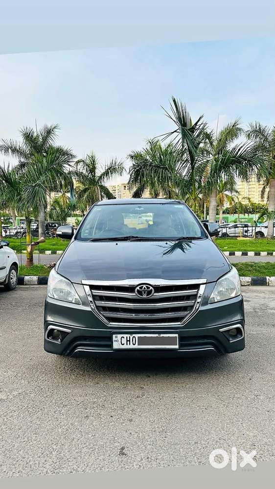 Toyota Innova 2.5 V 2015