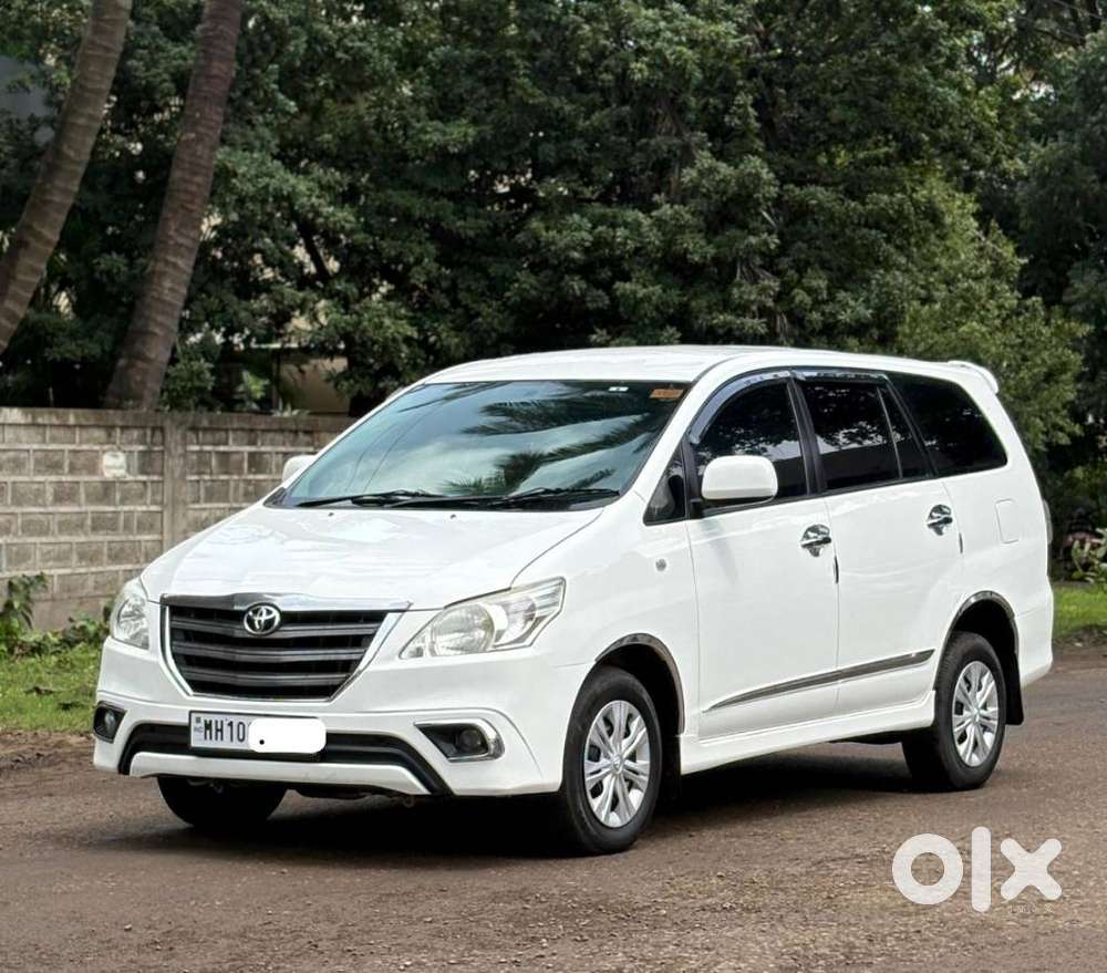 Toyota Innova 2.5 G (diesel) 8 Seater, 2015, Diesel