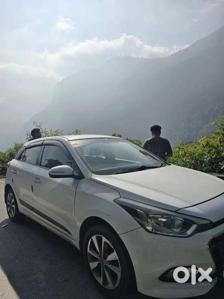 Hyundai Elite I20 2014 Petrol 120000 Km Driven