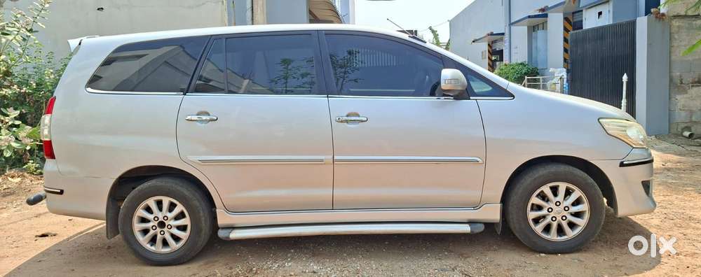 Toyota Innova 2.5 Vx (diesel) 8 Seater, 2013, Diesel