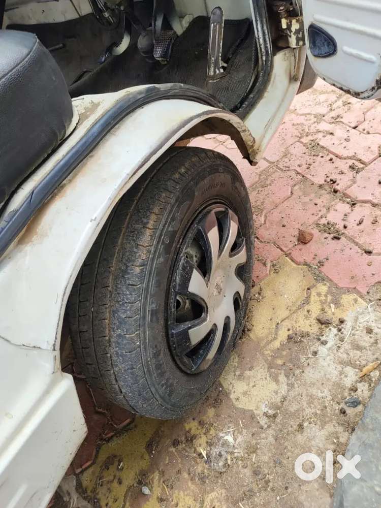 Maruti Suzuki Omni 0.8 2011