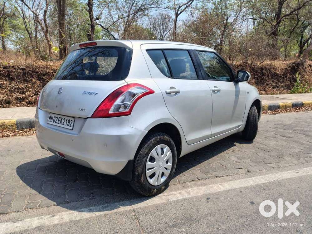 Maruti Suzuki Swift Vxi + Manual, 2016, Petrol