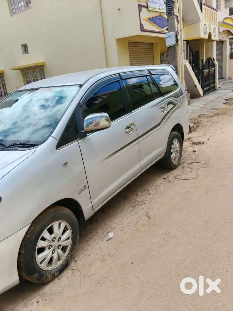Toyota Innova 2011 Diesel 167000 Km Driven