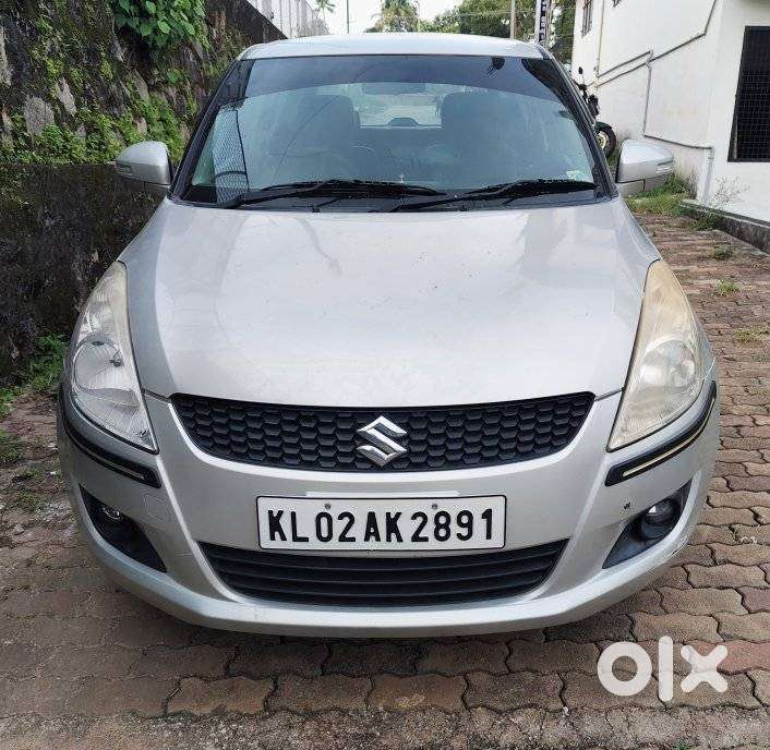 Maruti Suzuki Swift Vxi + Manual, 2012, Petrol