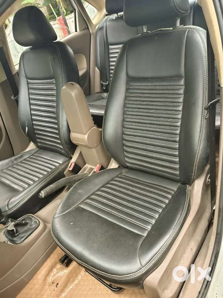 Skoda Rapid 1.6 Mpi 2012